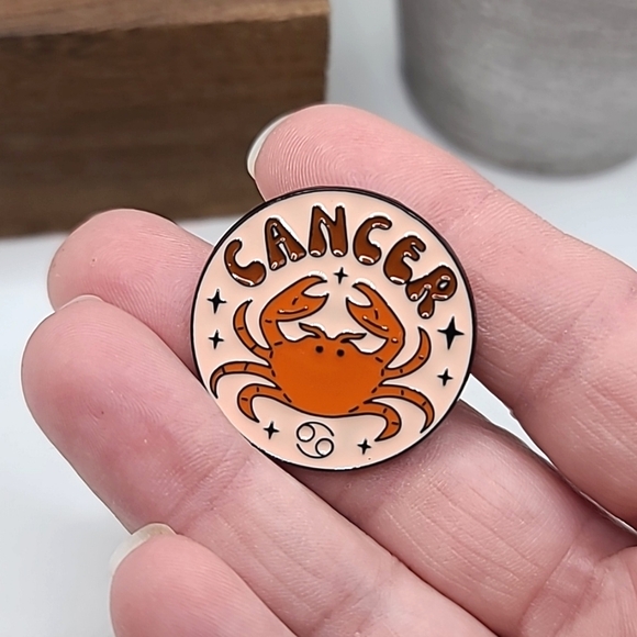 CANCER Zodiac Astrology Sign Metal & Enamel Pin - Picture 1 of 3